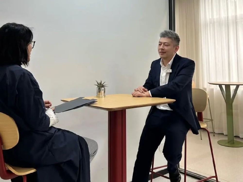 交流互鉴 携手并进——杭州家具商会秘书处一行走访虎牙官网网页版入口_虎牙（中国）
家具